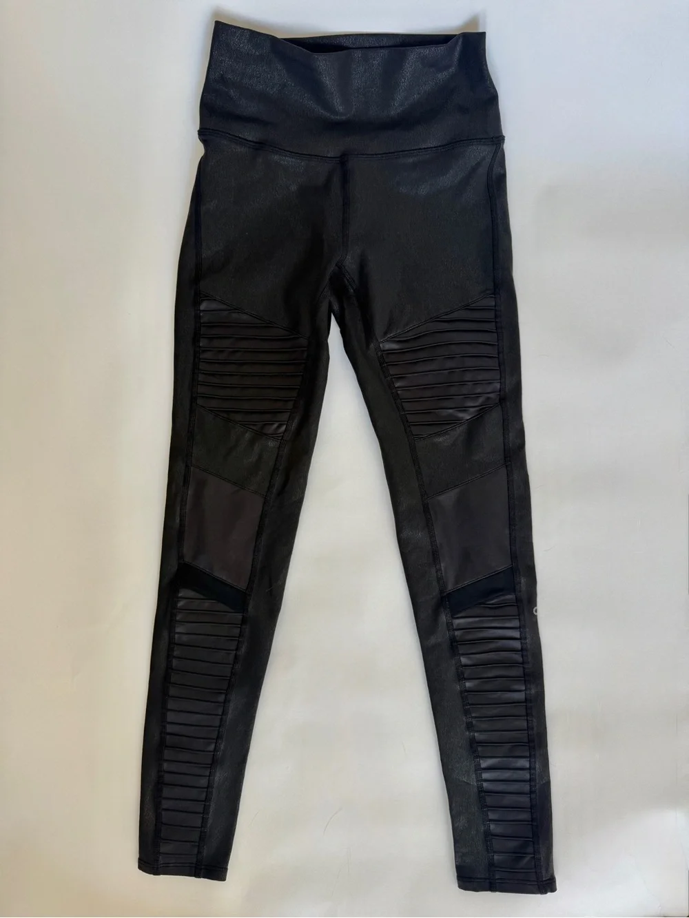 Alo Yoga Moto Legging sz M - Picture 2 of 8